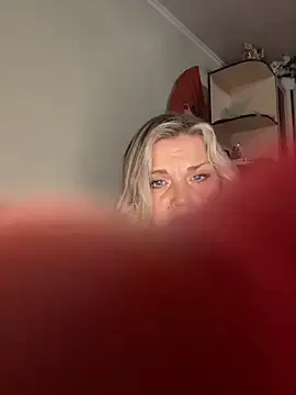 Nayvessa from StripChat is Freechat