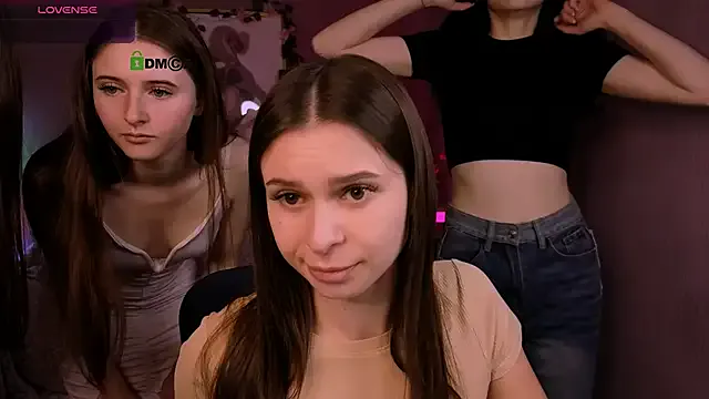 Girls: try live performances with matured performers, from dancing to quirks, in a variety of beautiful sex cams.