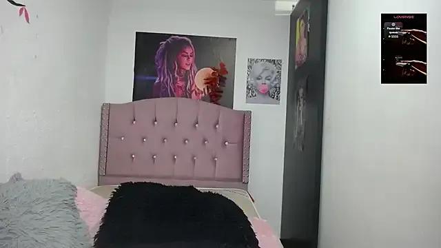 nenaa_stg from StripChat