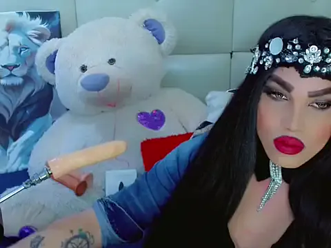 NharaBigCock from StripChat is Freechat