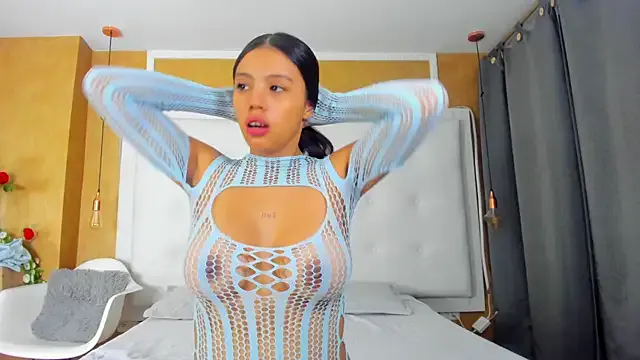 niaprincessx from StripChat is Freechat