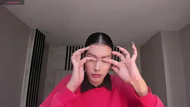 NiaSalvatore from StripChat is Freechat