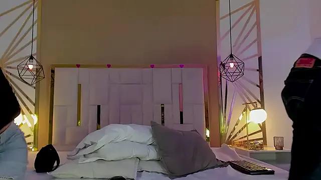 Girls: try live performances with matured performers, from dancing to quirks, in a variety of beautiful sex cams.