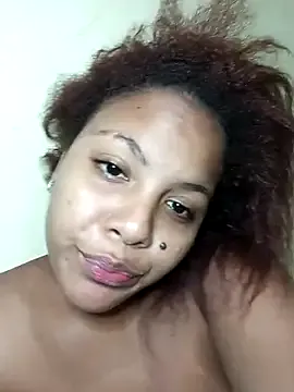 NickiiiNova from StripChat is Freechat