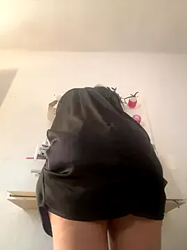 Nicol_X from StripChat is Freechat