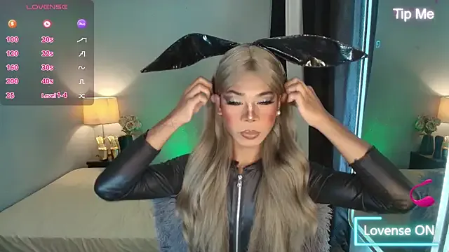 NicoleAshleyxxx from StripChat is Freechat