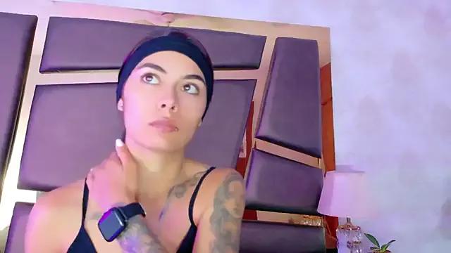 NicoleEsposito from StripChat is Freechat