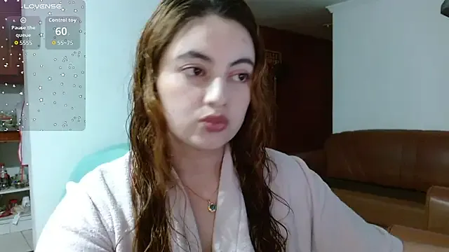 Nicolle_Jansen from StripChat is Freechat