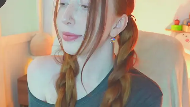 niilaa from StripChat is Freechat