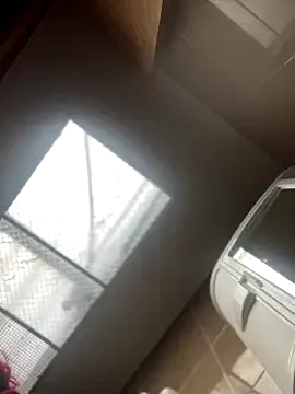 Nikki_Nyx from StripChat is Freechat