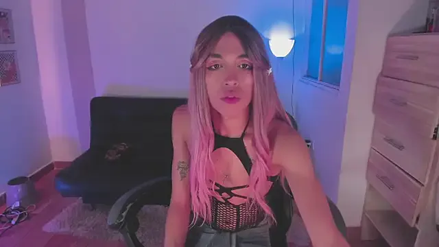 Nikkita_Dragon from StripChat is Freechat