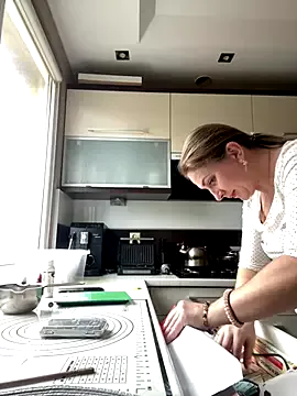 NikoLmyy from StripChat is Freechat