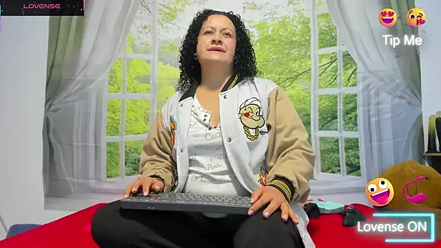 Girls: try live performances with matured performers, from dancing to quirks, in a variety of beautiful sex cams.