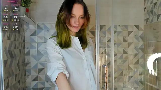 Nilliee_Sugar from StripChat