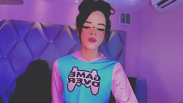 Nina_Keyli from StripChat
