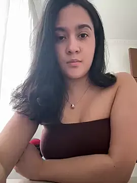 Nina_lovi from StripChat