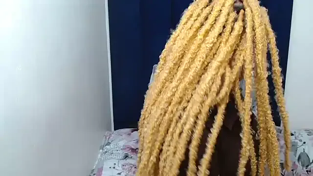 Nisha_102 from StripChat