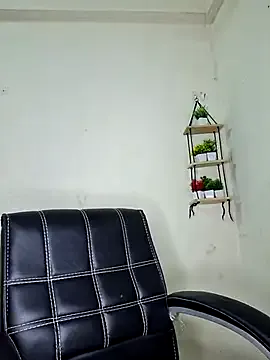 Noor-Bold from StripChat