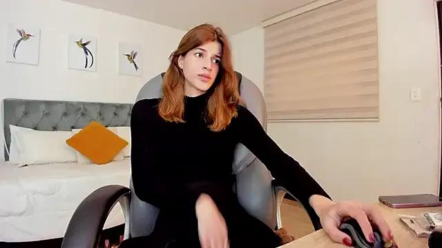 Nora_Vennucci from StripChat is Freechat