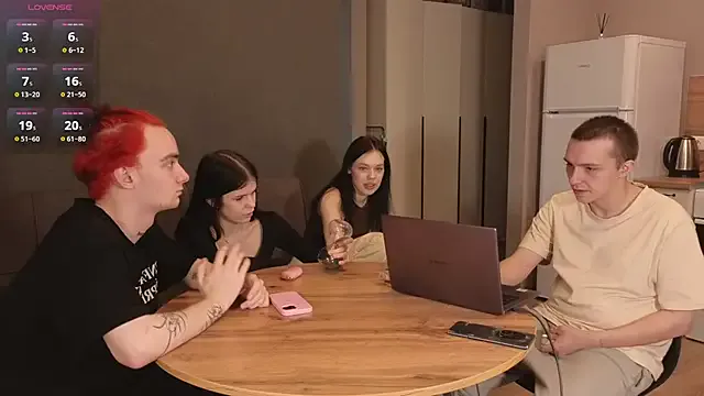 Girls: try live performances with matured performers, from dancing to quirks, in a variety of beautiful sex cams.