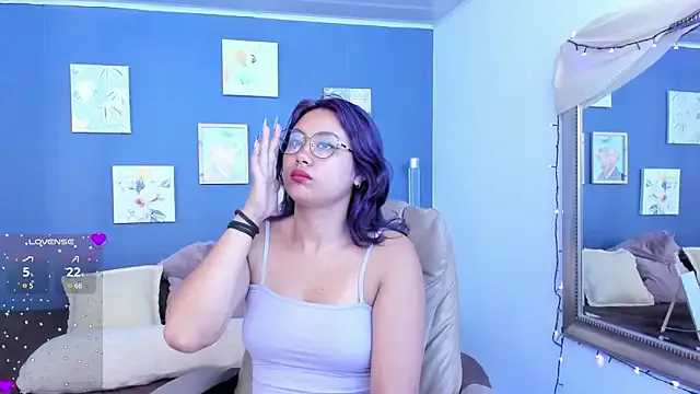 Nova_allen from StripChat is Freechat