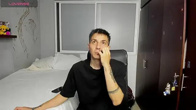 Noxx_starkK from StripChat is Freechat