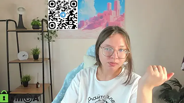 Nuura_Moore from StripChat is Freechat