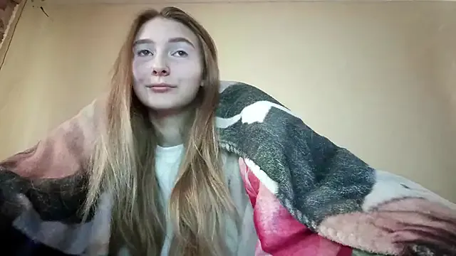 Nymera_flare from StripChat