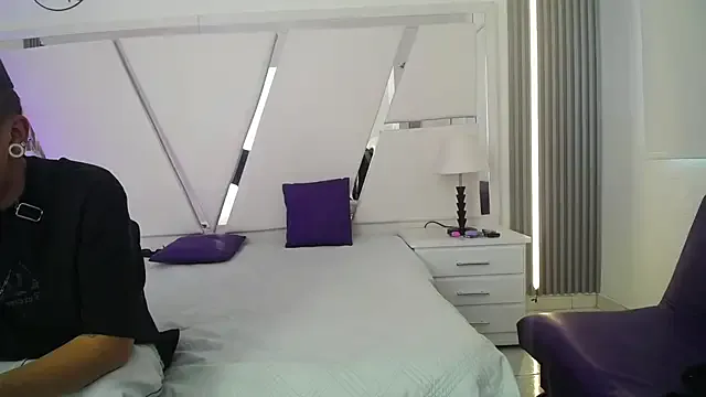 oblivionlove from StripChat is Freechat