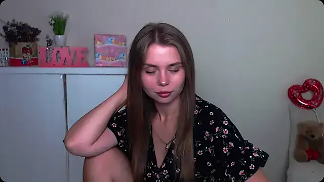 Girls: try live performances with matured performers, from dancing to quirks, in a variety of beautiful sex cams.