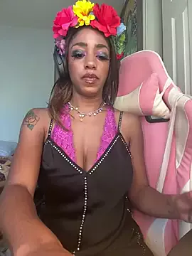 Girls: try live performances with matured performers, from dancing to quirks, in a variety of beautiful sex cams.