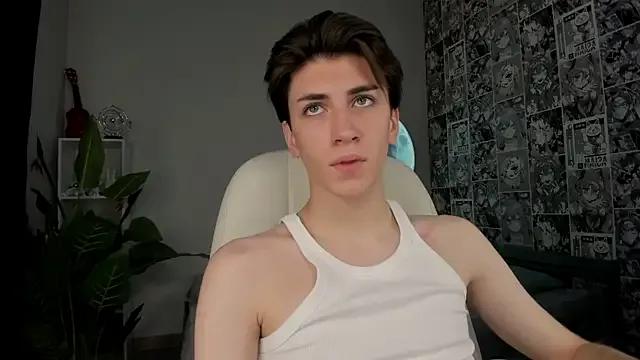 Oliver_Starboy from StripChat is Freechat