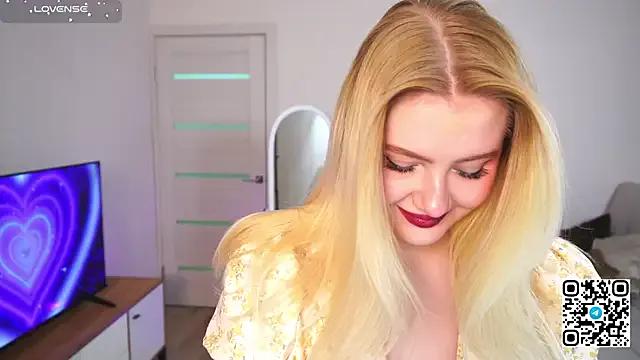 oliviabr0wn0 from StripChat is Freechat