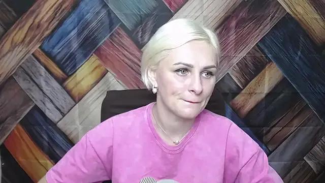 OliviaHorst from StripChat is Freechat