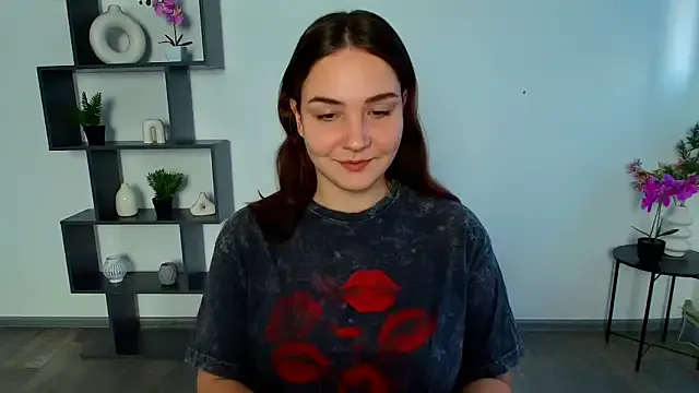 OliviaMontgommery from StripChat is Freechat