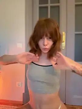 Oopsfoxy from StripChat is Freechat