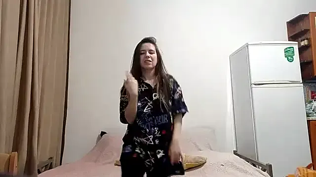 OrdinaIPit from StripChat is Freechat