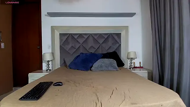 OurPerfectMix from StripChat is Freechat