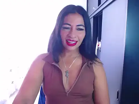 Pame_Jackson from StripChat is Freechat