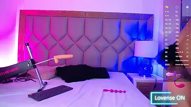 Girls: try live performances with matured performers, from dancing to quirks, in a variety of beautiful sex cams.