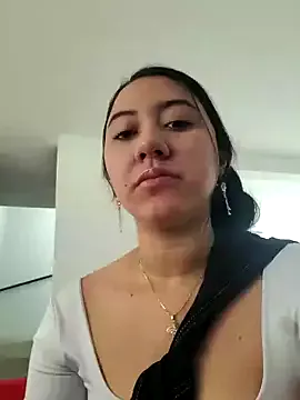 PamelaTomson from StripChat