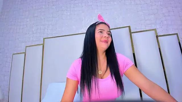 paola_rodriguez from StripChat is Freechat