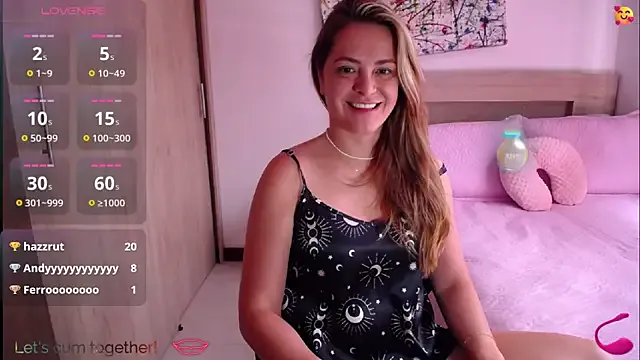 ParisW from StripChat