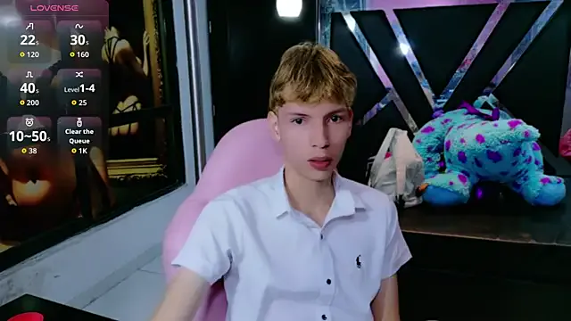 Girls: try live performances with matured performers, from dancing to quirks, in a variety of beautiful sex cams.