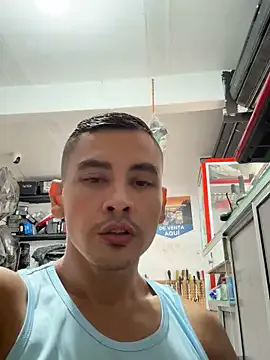 Paul22cm- from StripChat