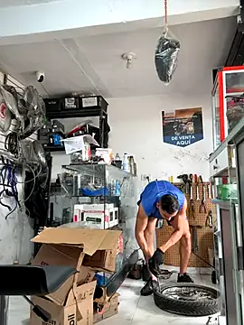 Paul22cm- from StripChat is Freechat