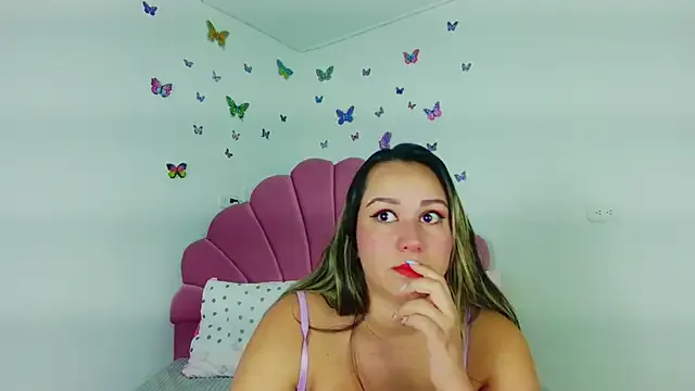 Girls: try live performances with matured performers, from dancing to quirks, in a variety of beautiful sex cams.