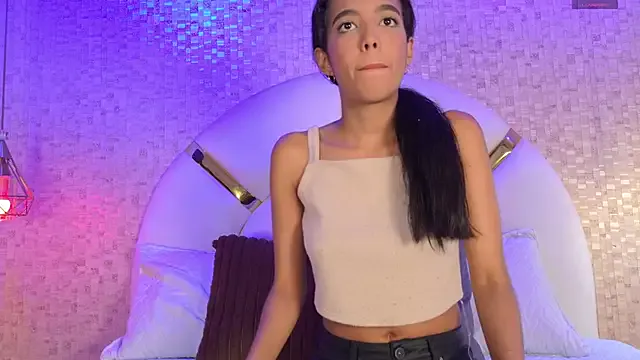 paulina_cano from StripChat is Freechat