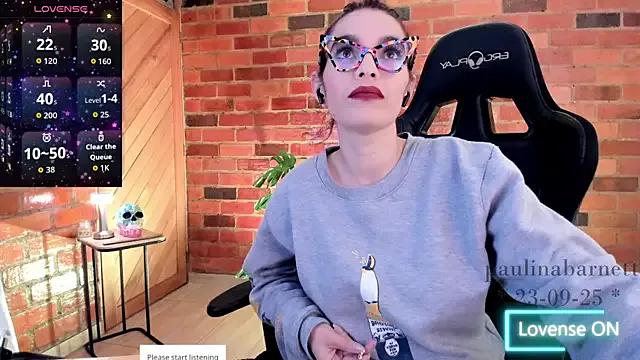 paulinabarnett- from StripChat is Freechat