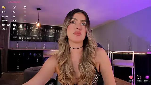 Girls: try live performances with matured performers, from dancing to quirks, in a variety of beautiful sex cams.